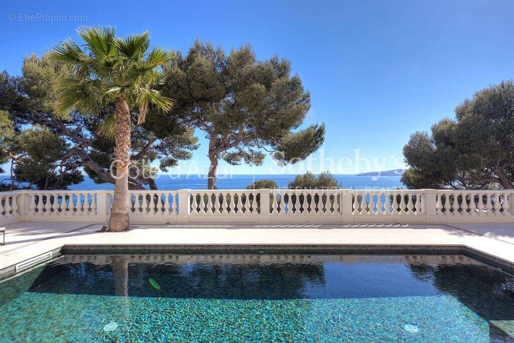 Maison à CAP-D'AIL