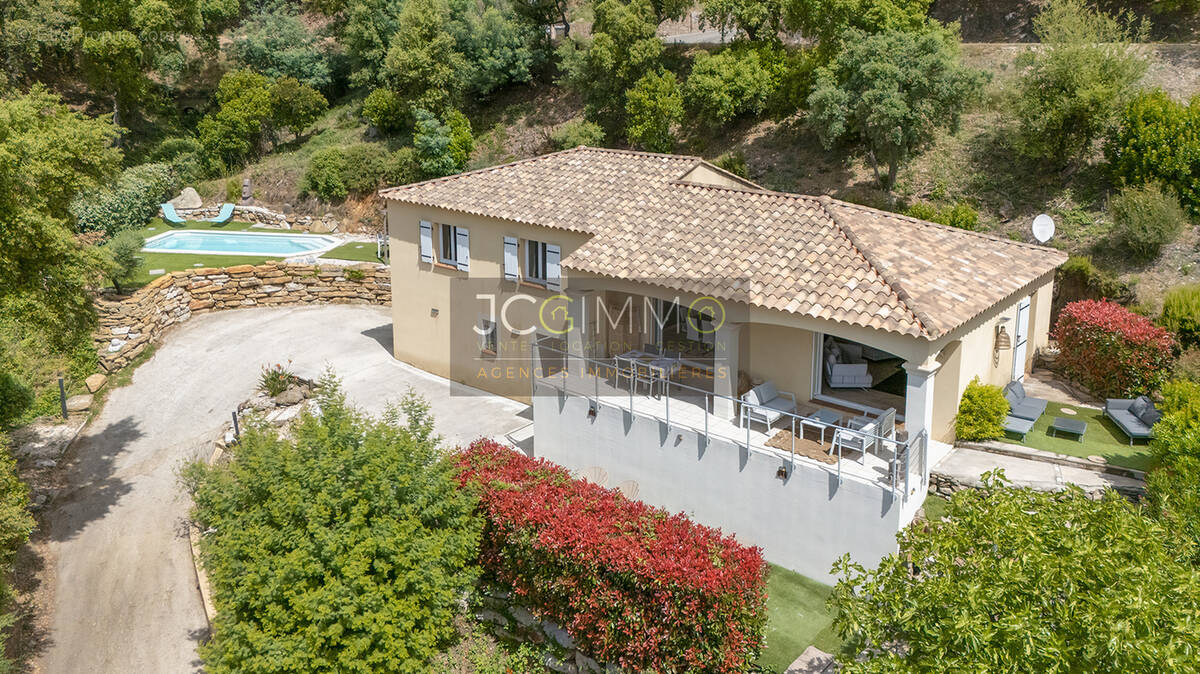 Maison à LA LONDE-LES-MAURES