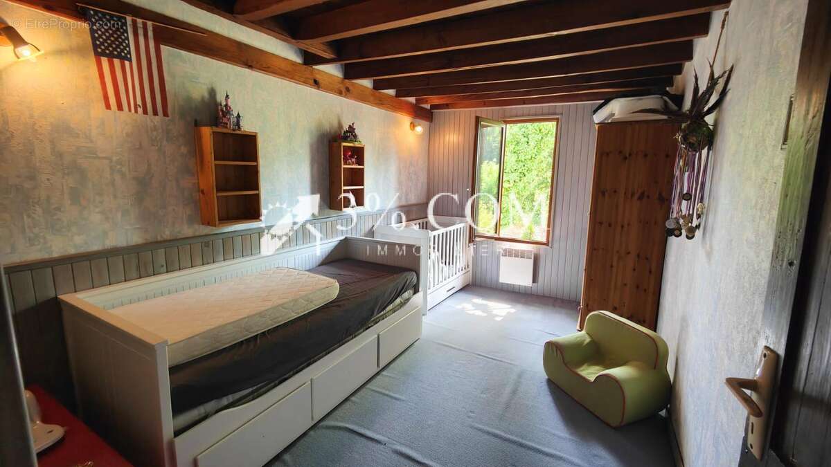 Maison à LUXEY