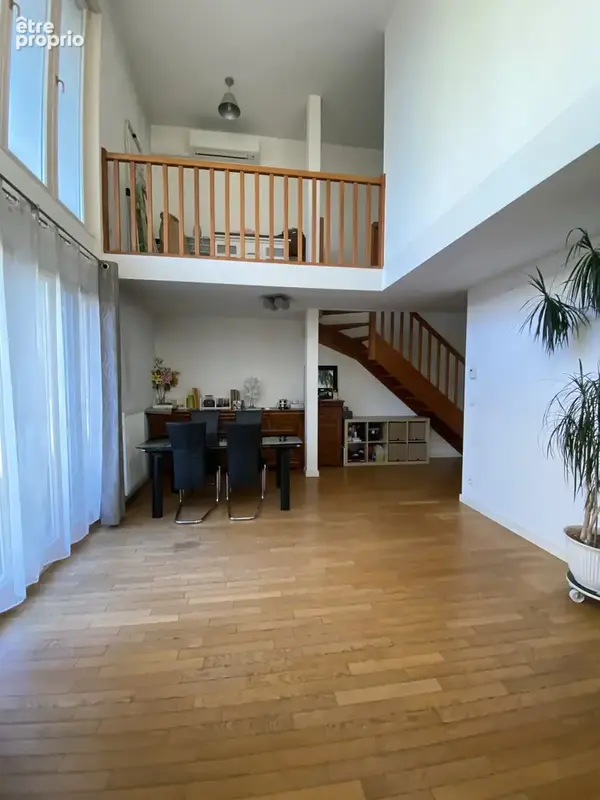 Appartement Duplex avec balcon dans résidence 2008 - photo 3