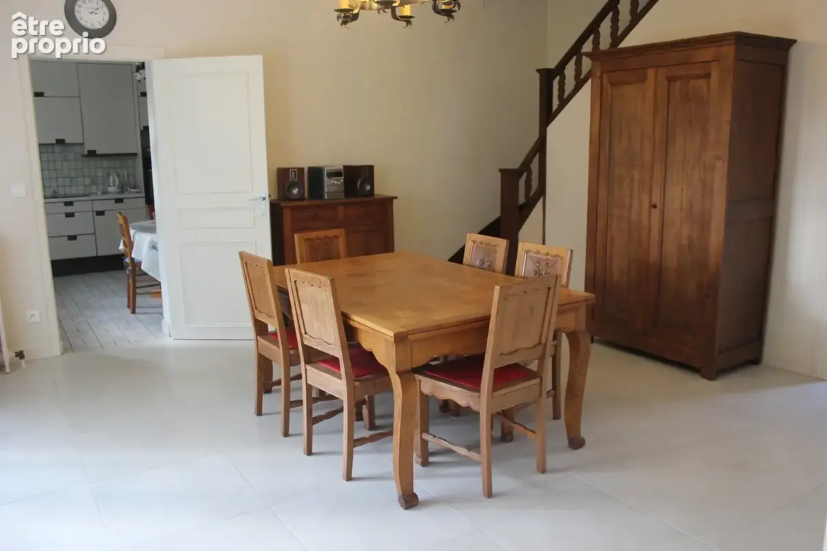 Maison 7 pièces 240 m² à vendre à Restigne (37140) - photo 5