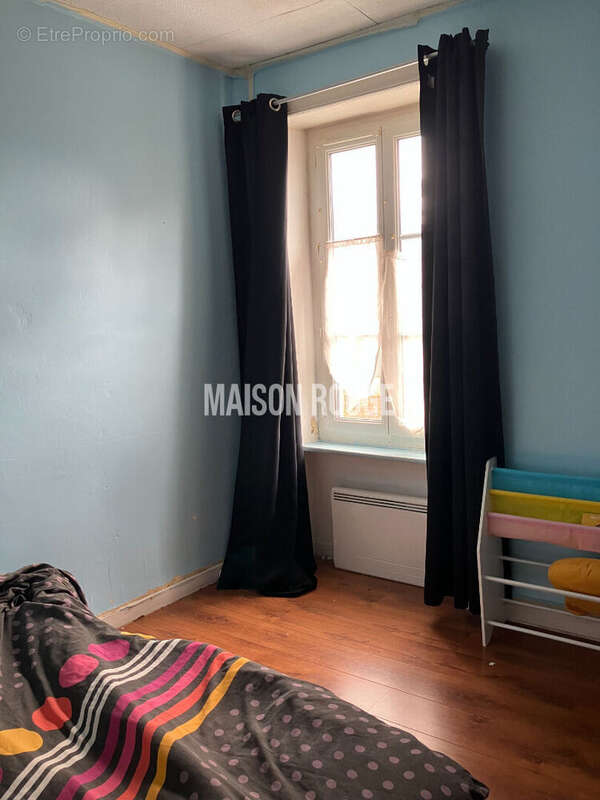 Maison à HENANBIHEN