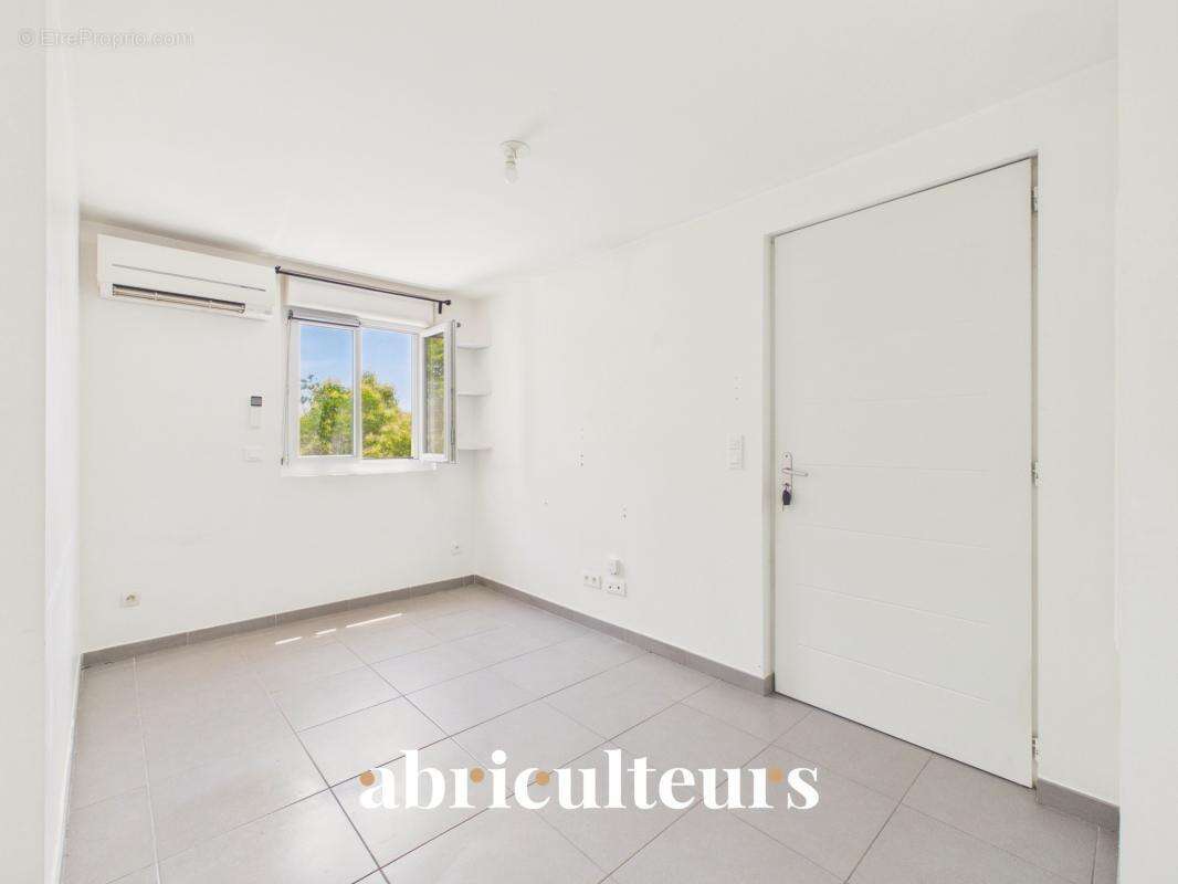 Appartement à SALON-DE-PROVENCE