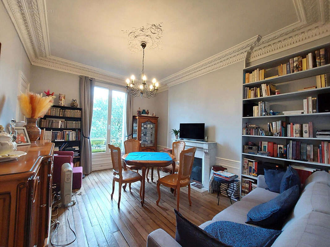 Appartement à VILLEMOMBLE