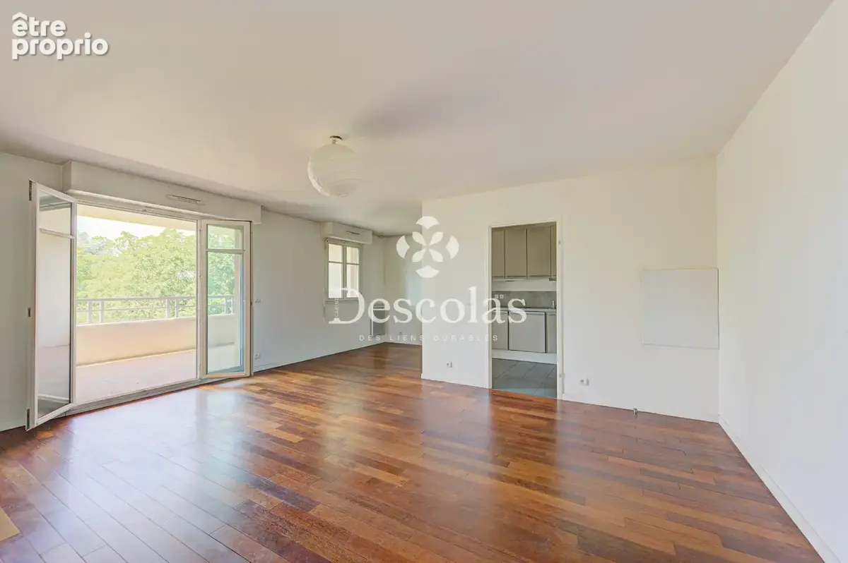 SAINT-GERMAIN-EN-LAYE - Appartement avec terrasse 4 pièces - photo 3