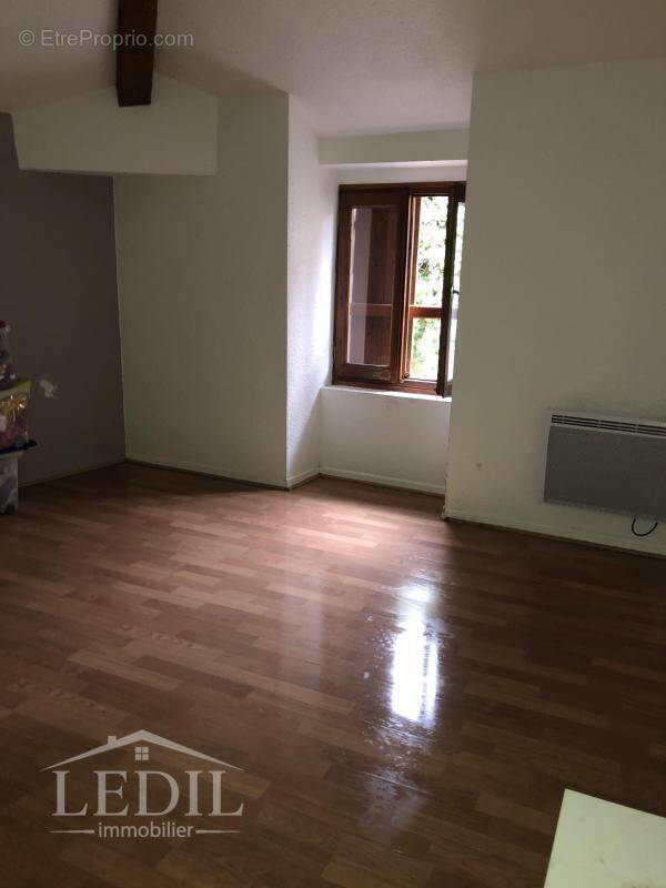 Appartement à PEYREHORADE