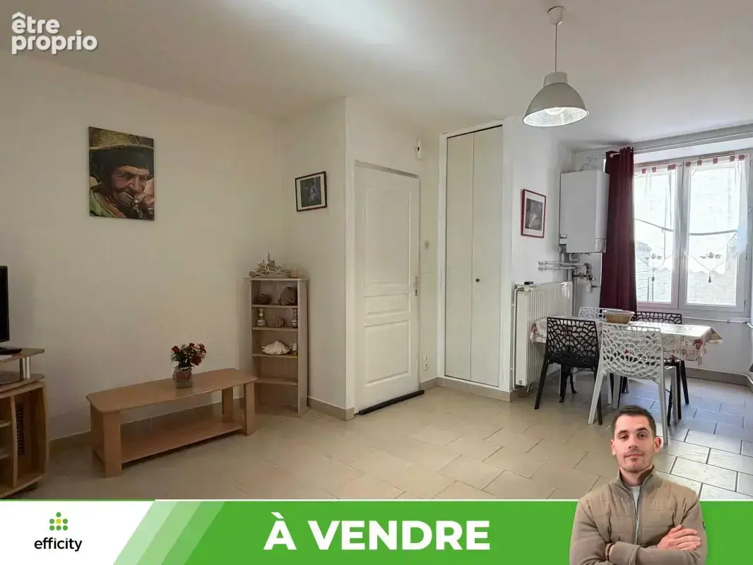Appartement 12 pièces 183 m² à vendre à Usson-Du-Poitou (86350) - photo 13