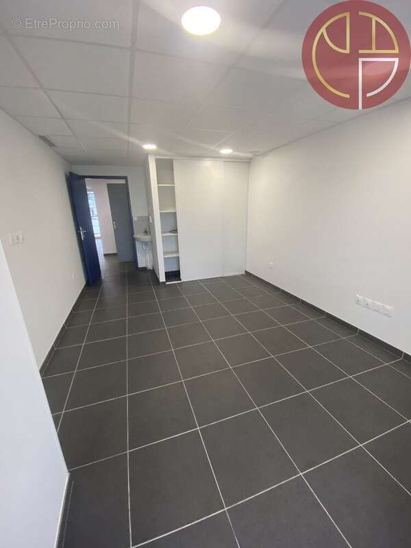 Commerce à SAINT-ORENS-DE-GAMEVILLE