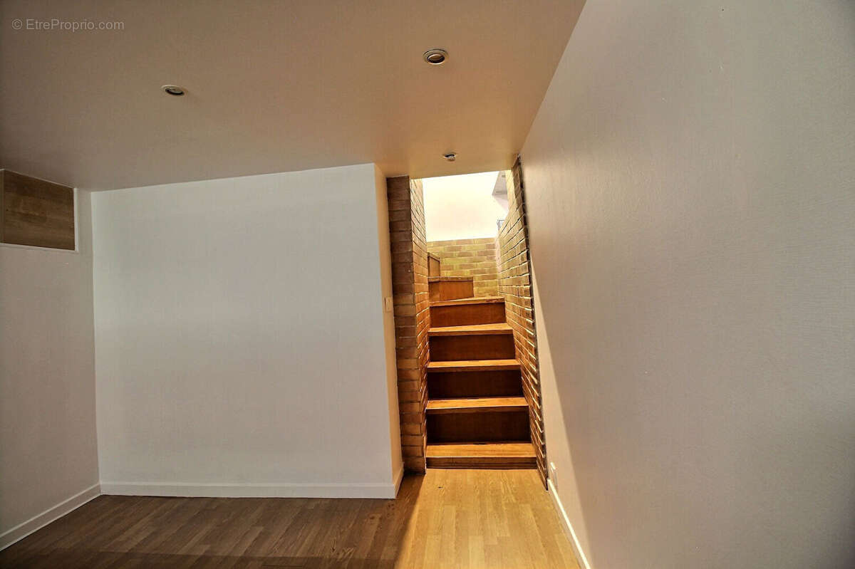 Appartement à COLOMBES