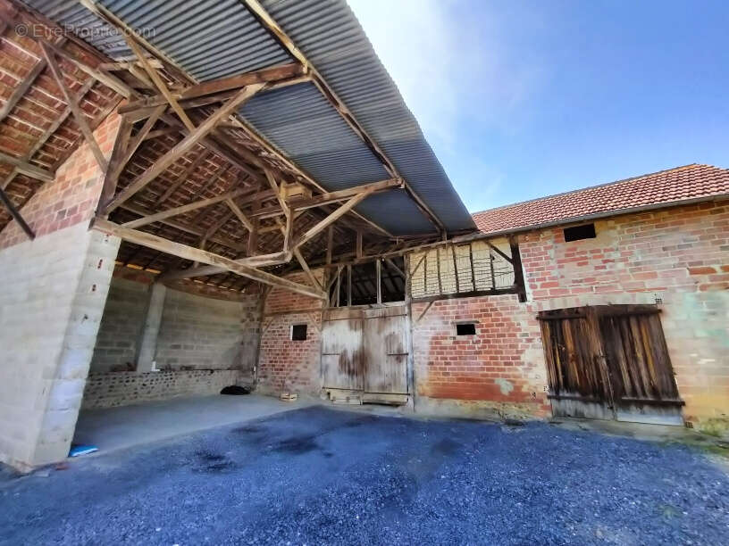 Maison à CASTETPUGON