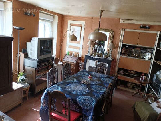 Maison à HOUDAN