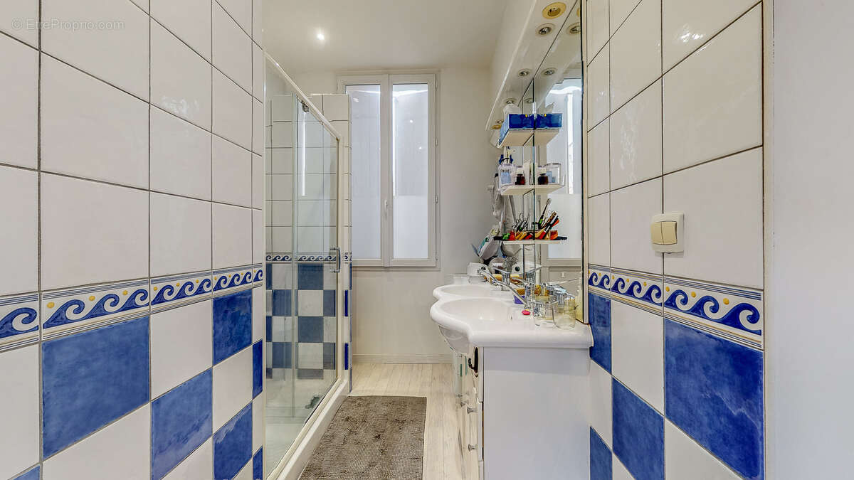 Vente à terme - Maison avec terrasse 2 chambres en vente à Lormont (33) - photo 7
