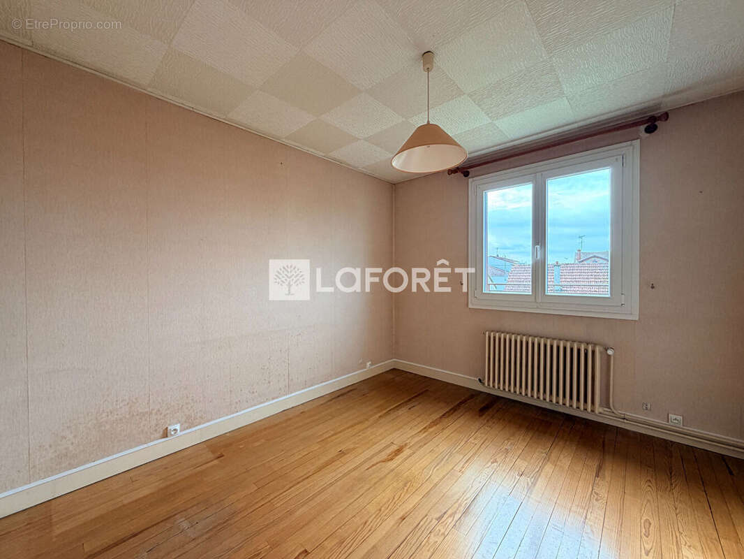 Maison familiale avec jardin - photo 8