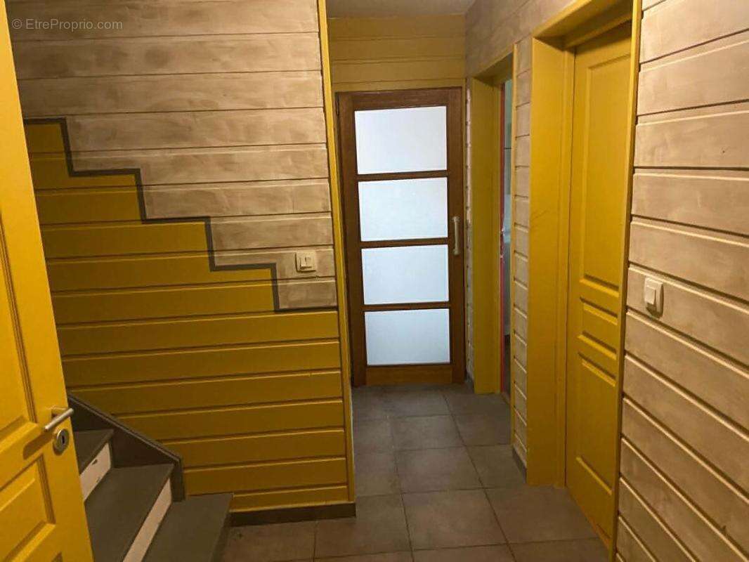 Maison 137 m² à Bermicourt  - photo 10