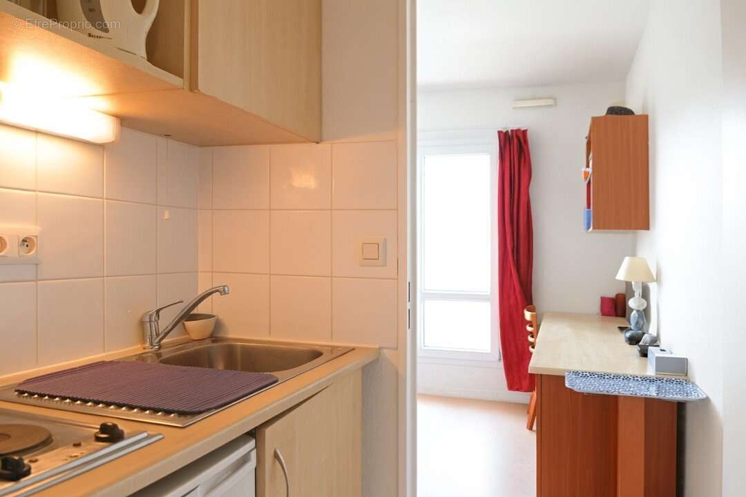 Appartement à PARIS-14E