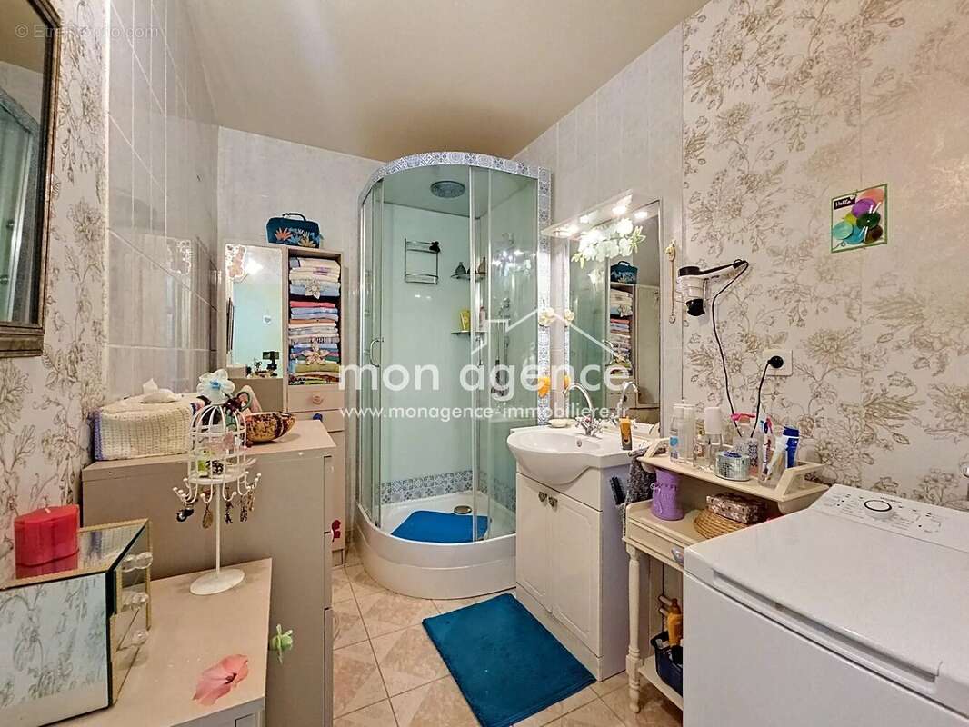 Le Petit-Quevilly (76140) - Appartement familial 96 m² – 3 chambres – Beau potentiel – Balcon, Parking privé et cave. - photo 15