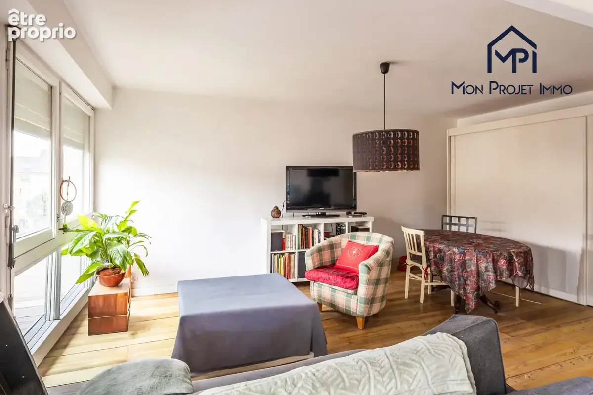 Appartement 4 pièces 80 m² à vendre à Laval (53000) - photo 3