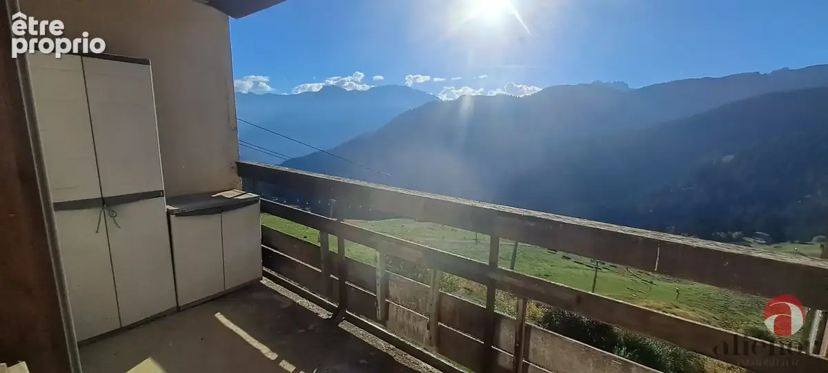 T2 entièrement rénové   Esprit montagne, mobilier sur mesure et parking à Samoens 1600. - photo 15