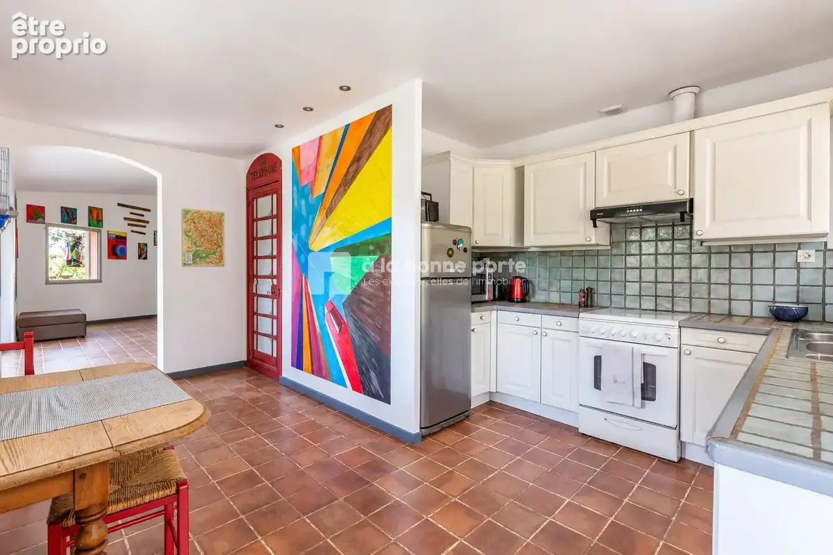 Maison 6 pièces 217 m² à vendre à Le Puy-Sainte-Reparade (13610) - photo 8