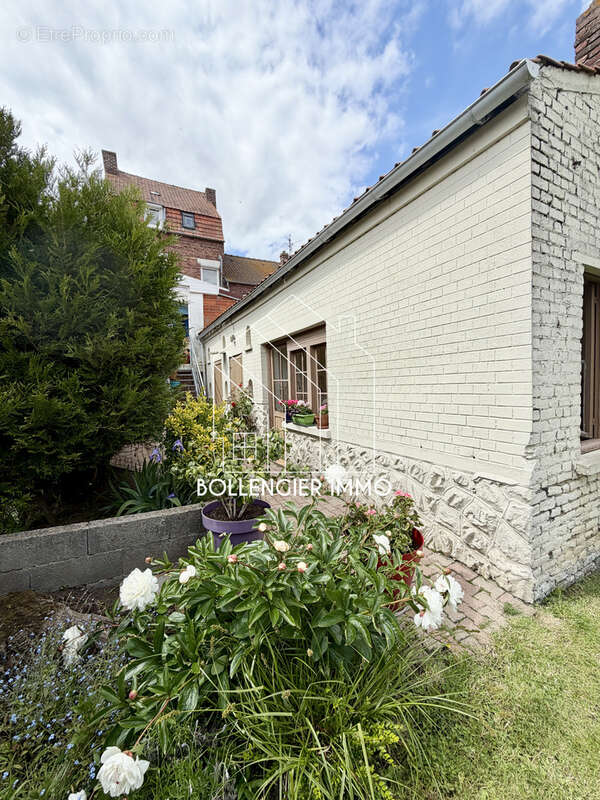 Maison à HAZEBROUCK