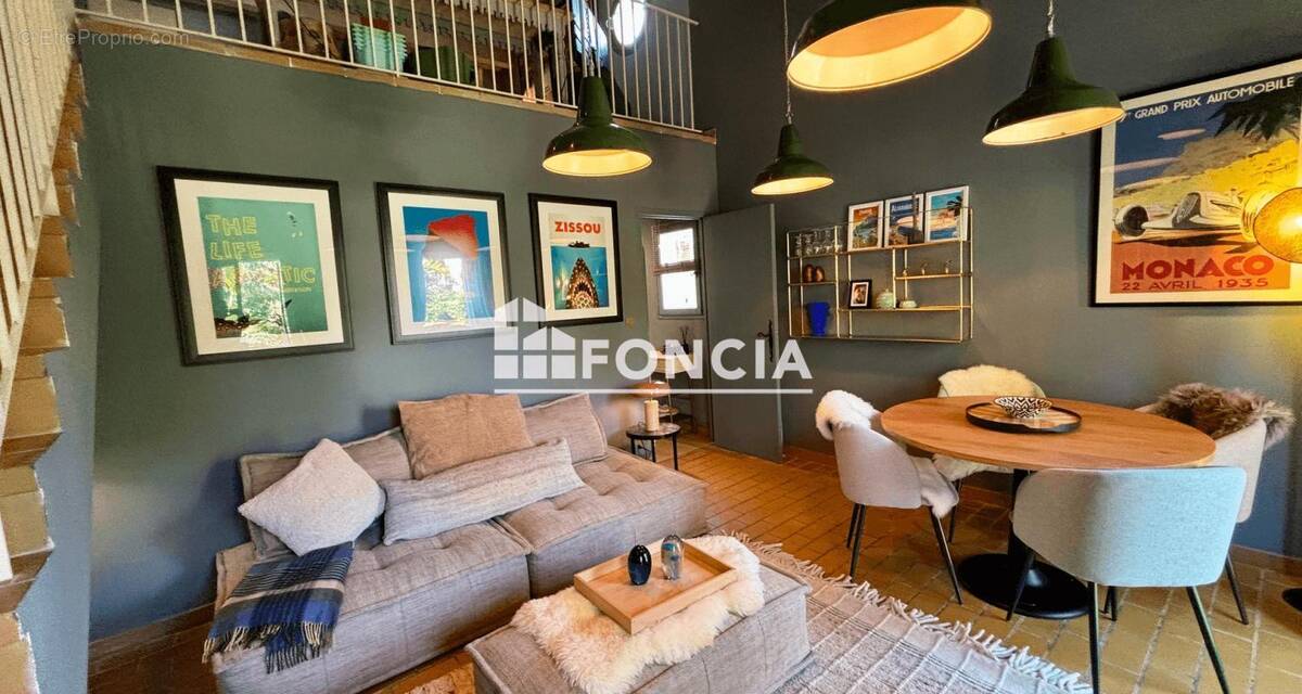 Appartement à HYERES