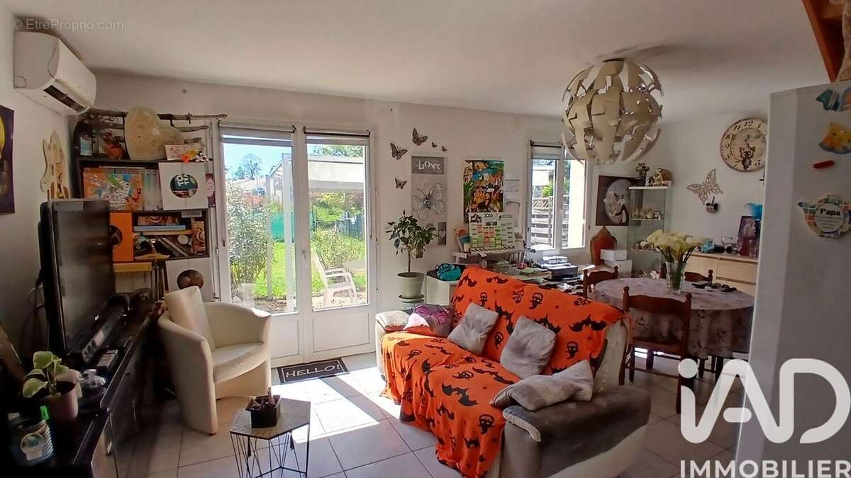 Photo 2 - Maison à SAINT-GEORGES-DES-COTEAUX