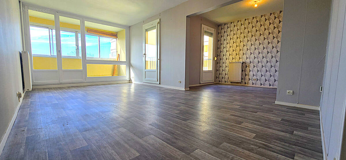 Appartement à COMPIEGNE