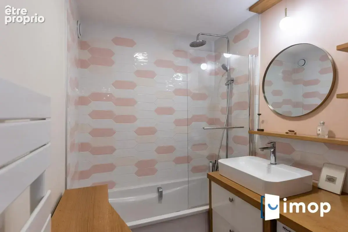 Duplex familial de 89 m² avec balcon, parking et cave - photo 12