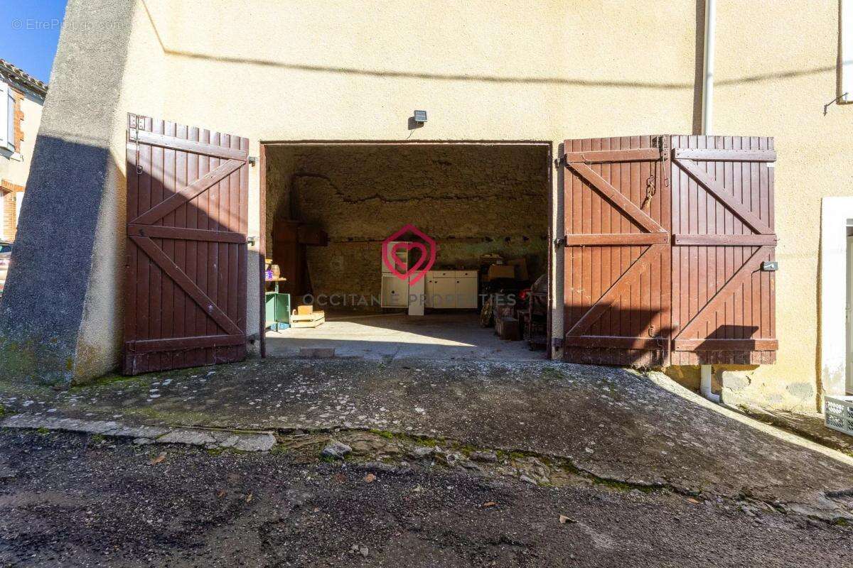 Maison à ALAIGNE