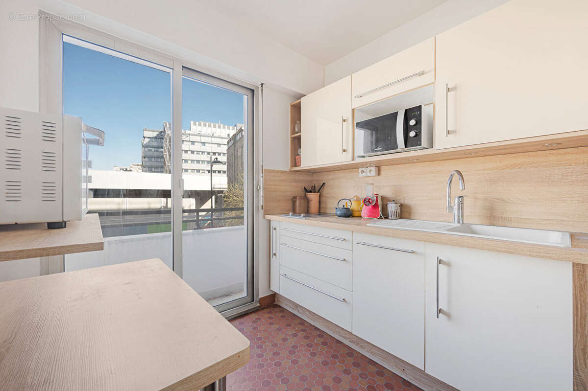 Appartement à PARIS-12E