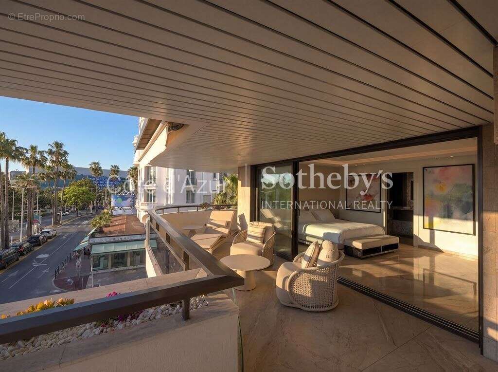 Appartement à CANNES