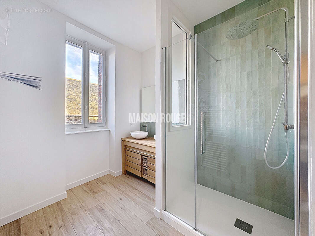 Maison à SAINT-SULIAC