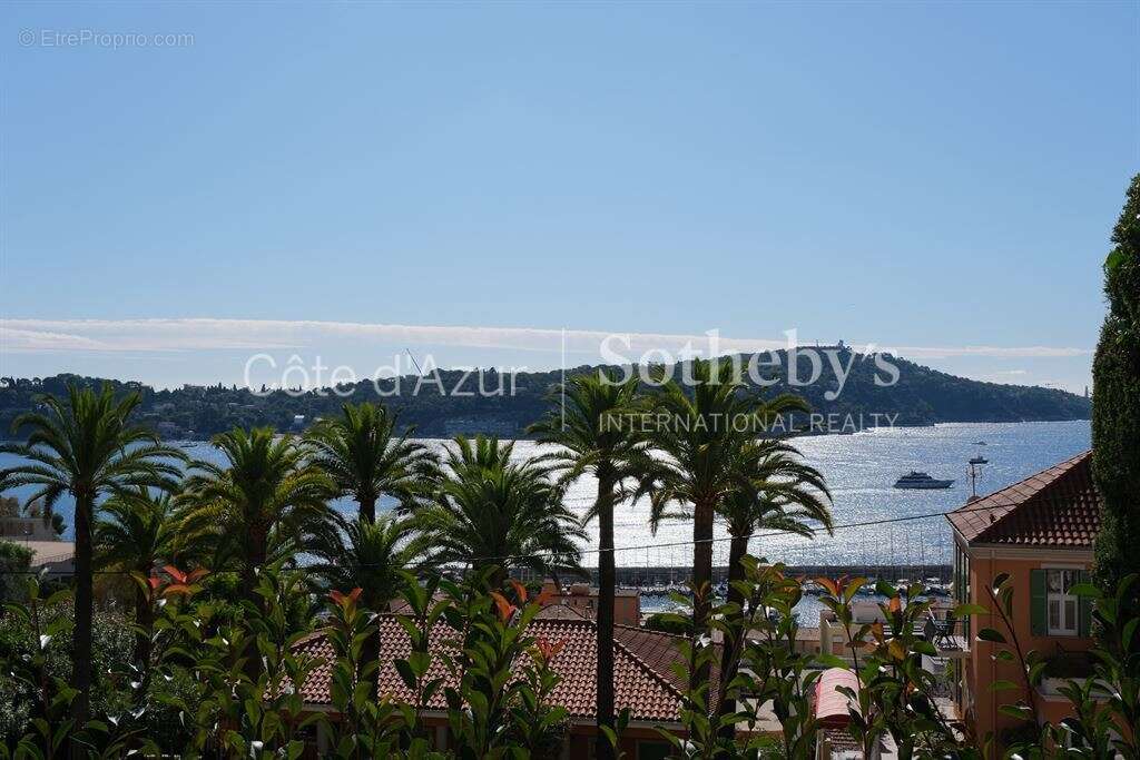 Appartement à VILLEFRANCHE-SUR-MER