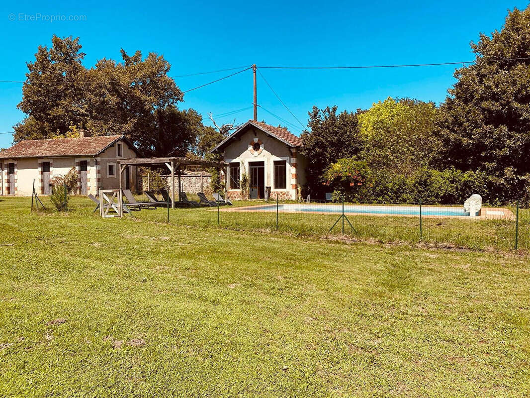 Maison à PISSOS