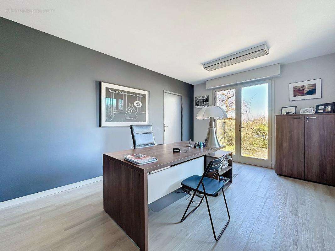 Maison à LUC-LA-PRIMAUBE