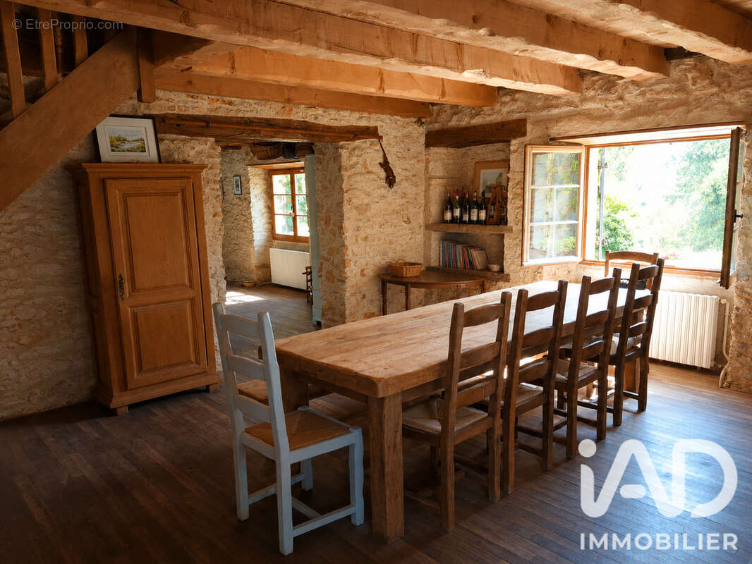 Maison 150 m² à Blars  - photo 4