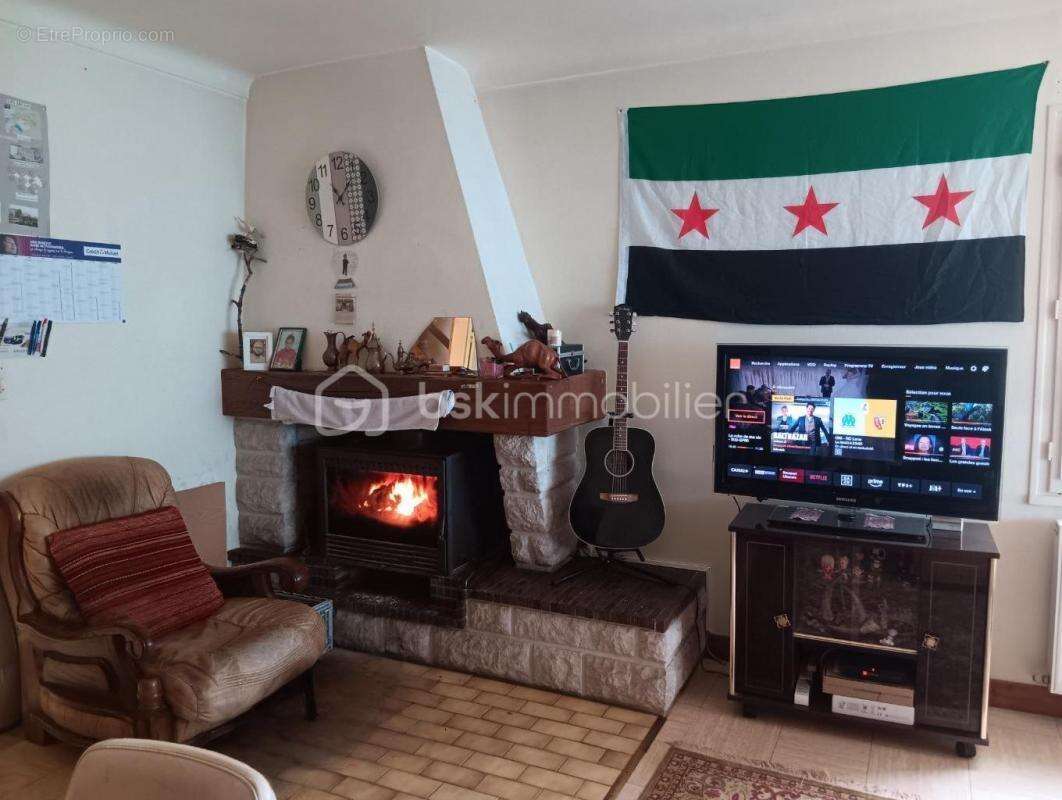 Maison à CHEF-BOUTONNE