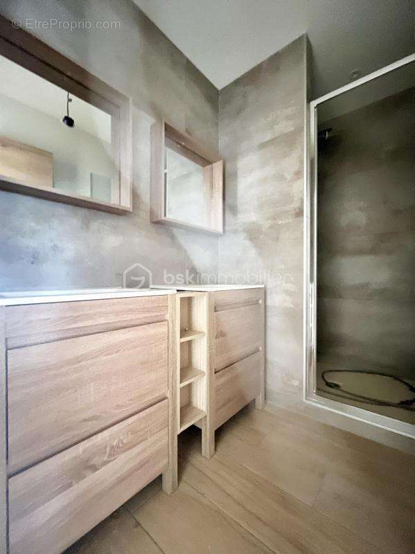 Maison à CRECHES-SUR-SAONE