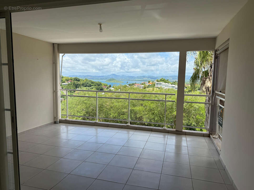 Appartement à LES TROIS-ILETS