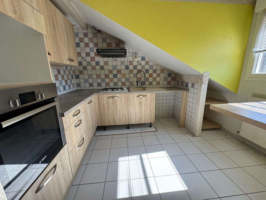 Appartement 123 m² à Ville-La-Grand  - photo 2