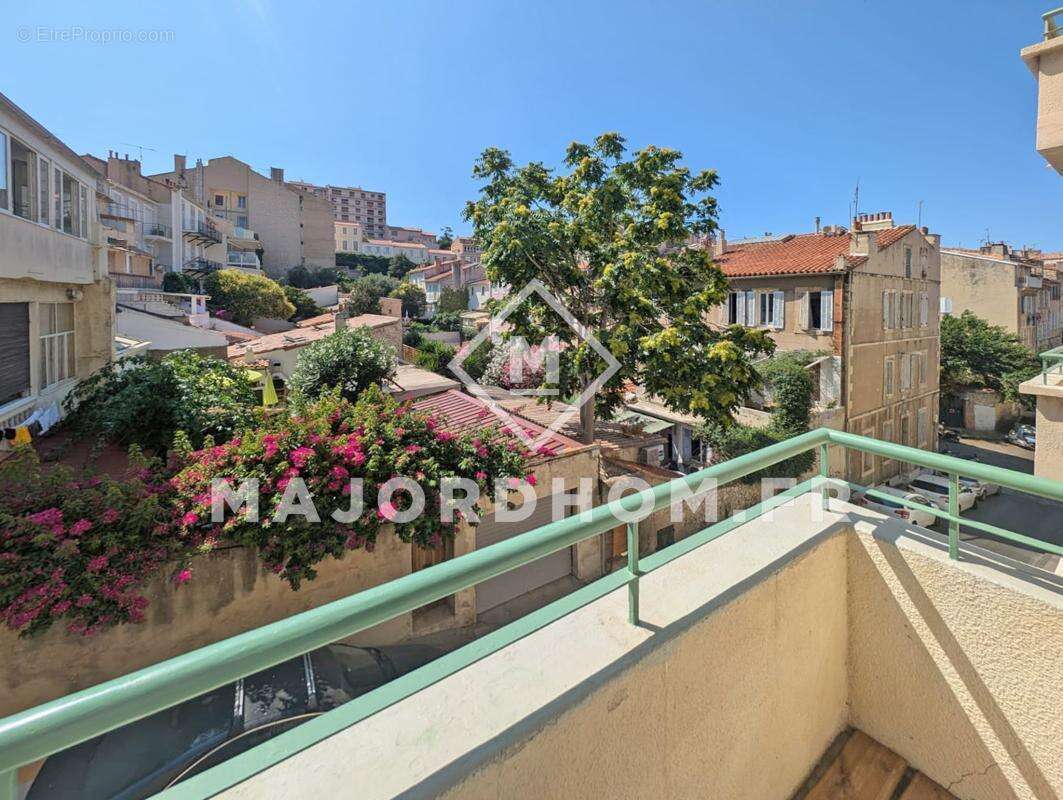 Appartement à MARSEILLE-7E