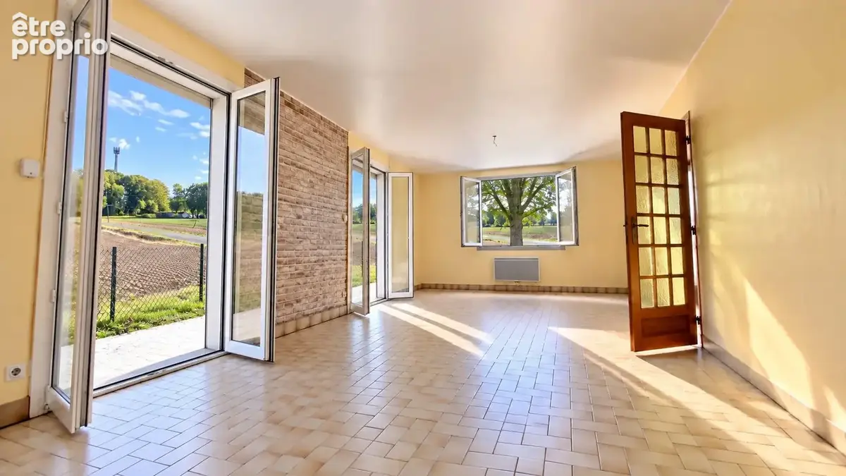 Maison 4 pièces 90 m² à vendre à Pierre-De-Bresse (71270) - photo 3