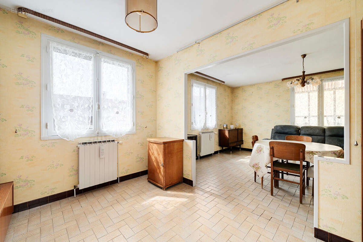 Maison à NEUVES-MAISONS