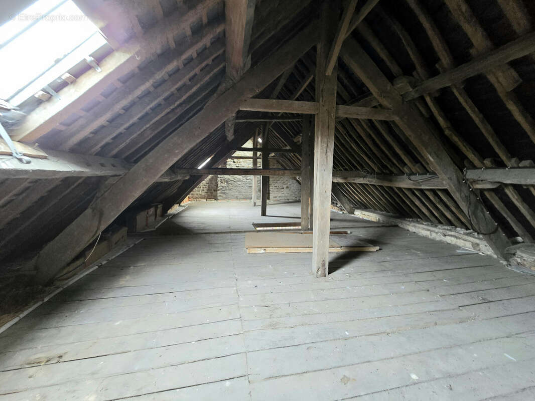 Maison à SOURDEVAL