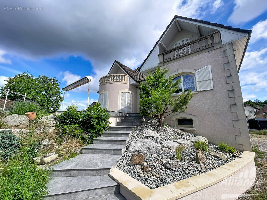 Maison à AUDINCOURT