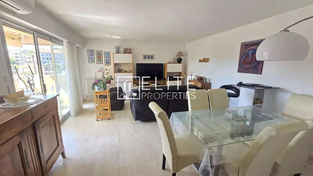 Appartement à LE CANNET