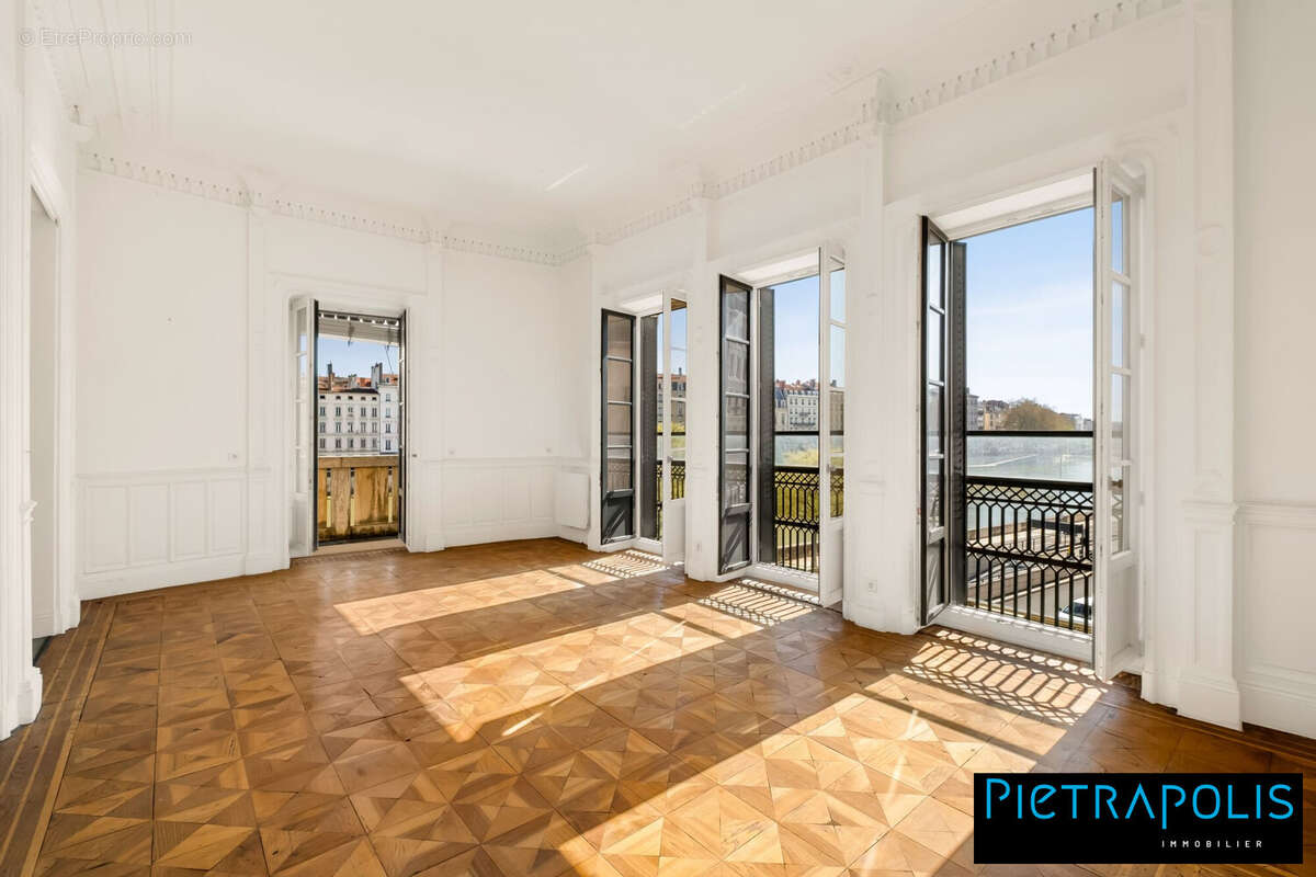 Appartement à LYON-2E