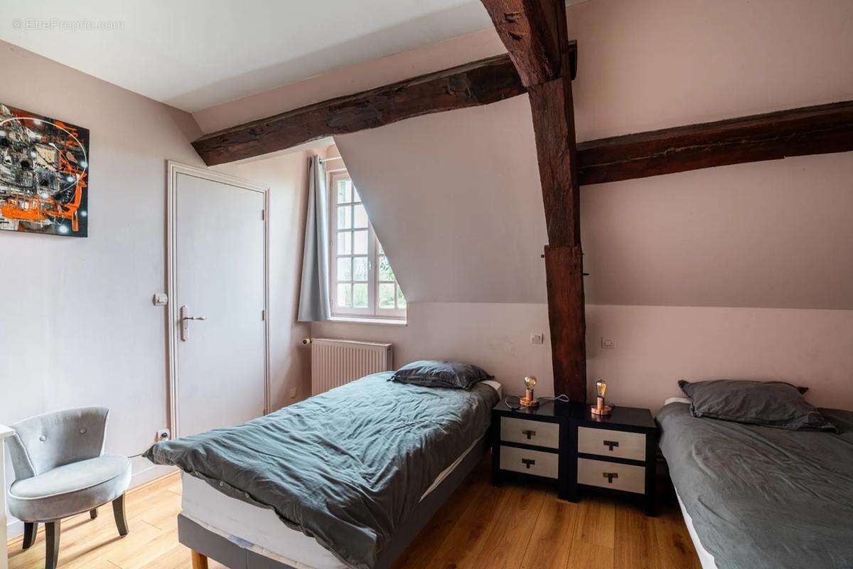 Maison à VITRY-AUX-LOGES