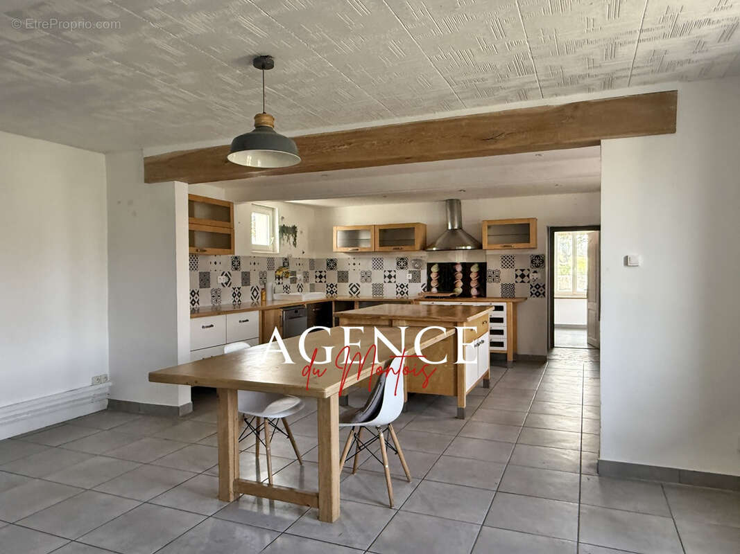 Maison à PERCENEIGE