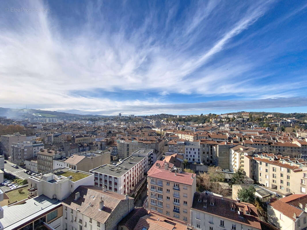 Appartement à SAINT-ETIENNE